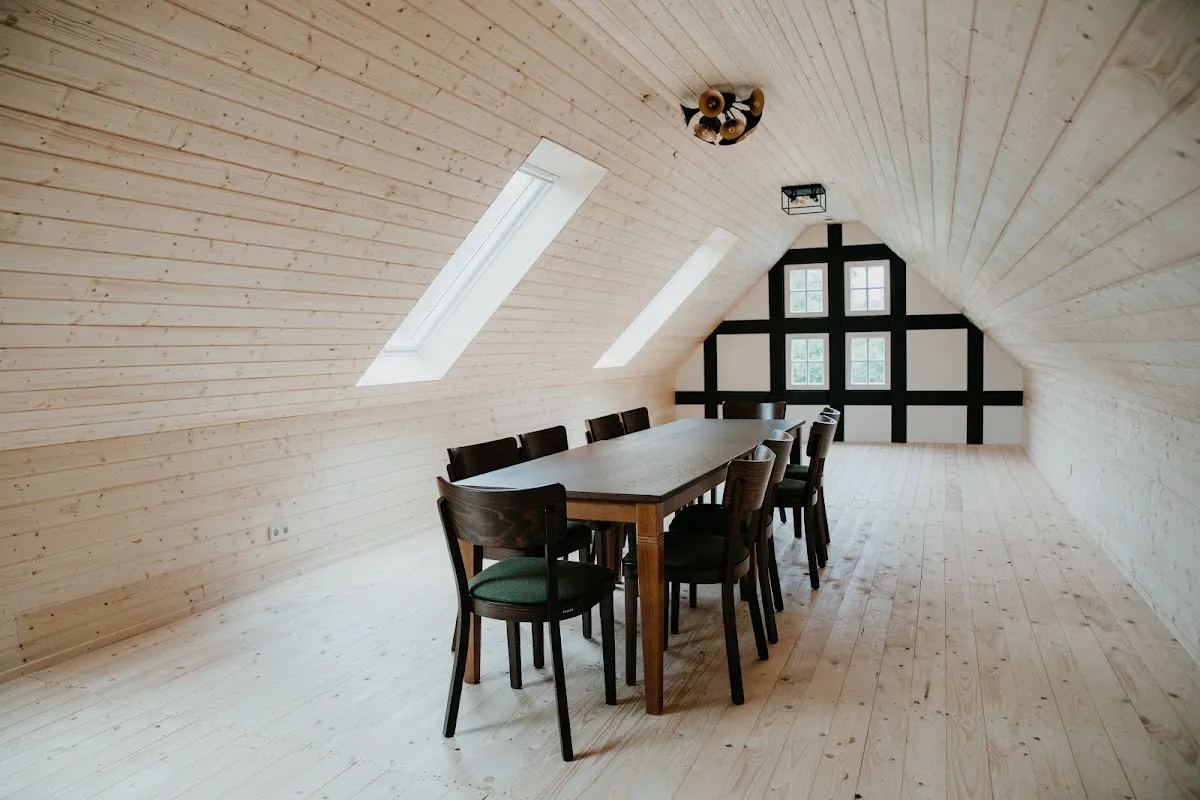 BookNoFees: Restaurang – Forsthaus Waldsee – Brilon – Skogsstugan Waldsee, bild 1