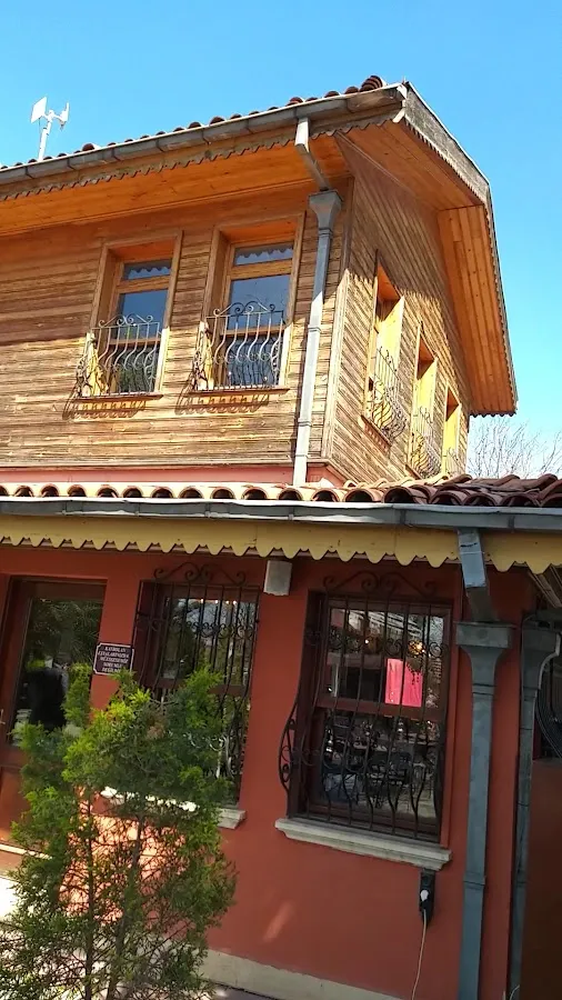 BookNoFees: Kafé – Tarihi Kahve – Istanbul – Det historiska kaféet, bild 2
