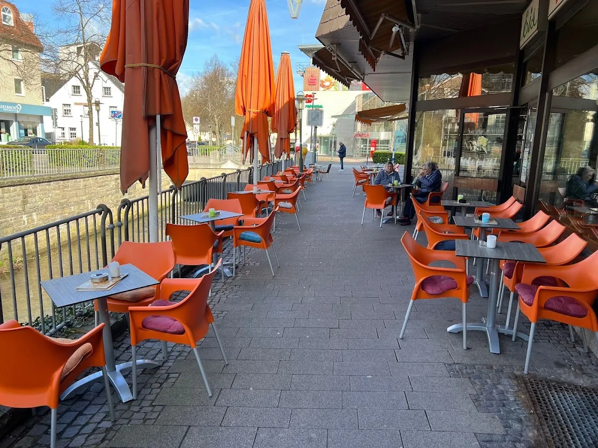 BookNoFees: Restaurang – Eiscafé Venezia – Hemer – Eiscafé Venezia, bild 1