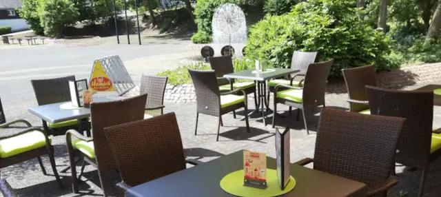 BookNoFees: Bageri – Bäckerei Café Hamich – Bestwig – Bageri och kafé Hamich, bild 3
