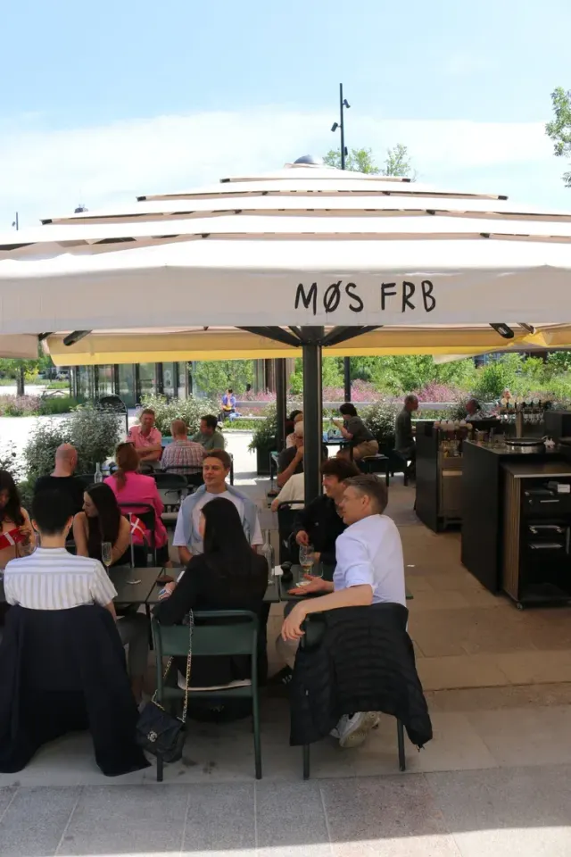 BookNoFees: Kafé – Cafe MØS – Copenhagen – Café MØS, bild 2