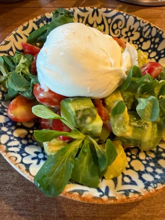 BookNoFees: Restaurang – Burrata Italiana – Sofia – Italiensk burrata, bild 2
