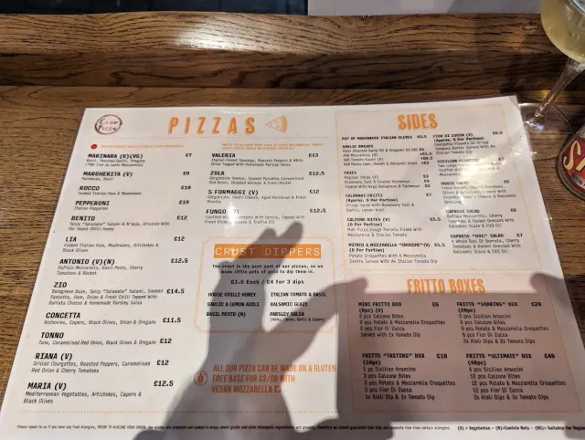BookNoFees: Restaurang – Ciao Pizza – London – Hej Pizza, bild 2