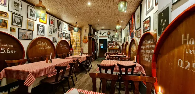 BookNoFees: Restaurang – Ristorante "Ischia" – Berlin – Restaurang ”Ischia”, bild 2