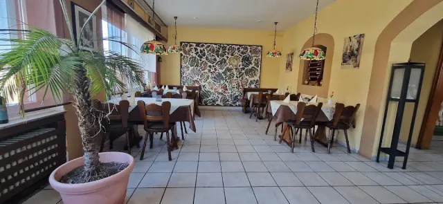 BookNoFees: Restaurang – Bella Italia – Lippetal – Vackra Italien, bild 2