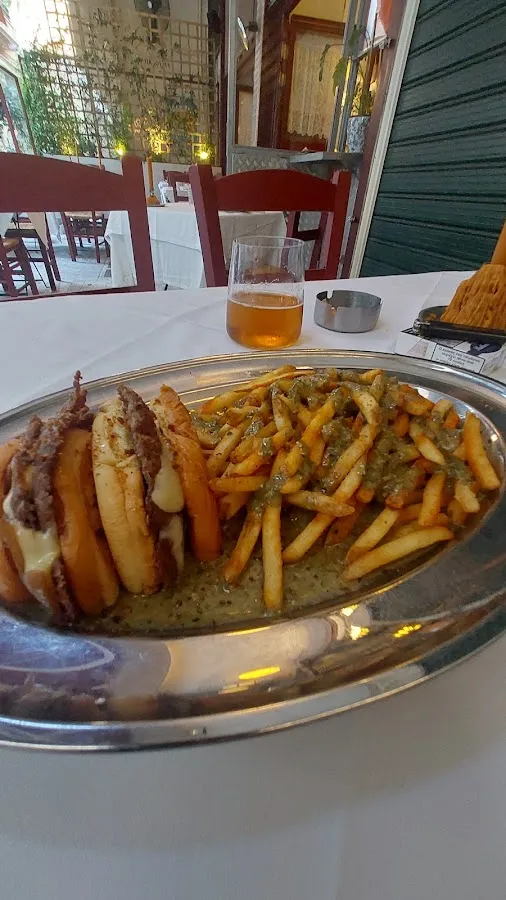 BookNoFees: Restaurang – F* Smashing District – Athens – F* Smashing District, bild 2