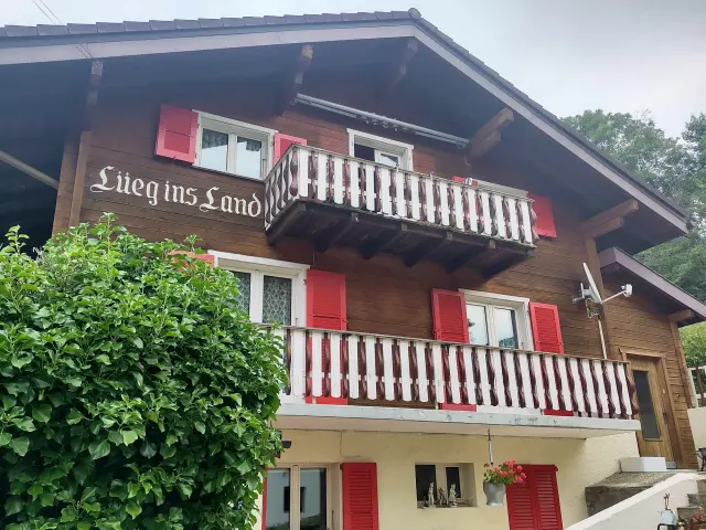 BookNoFees: Semesterlägenhet Lüeg ins Land – Bürchen – Bürchen