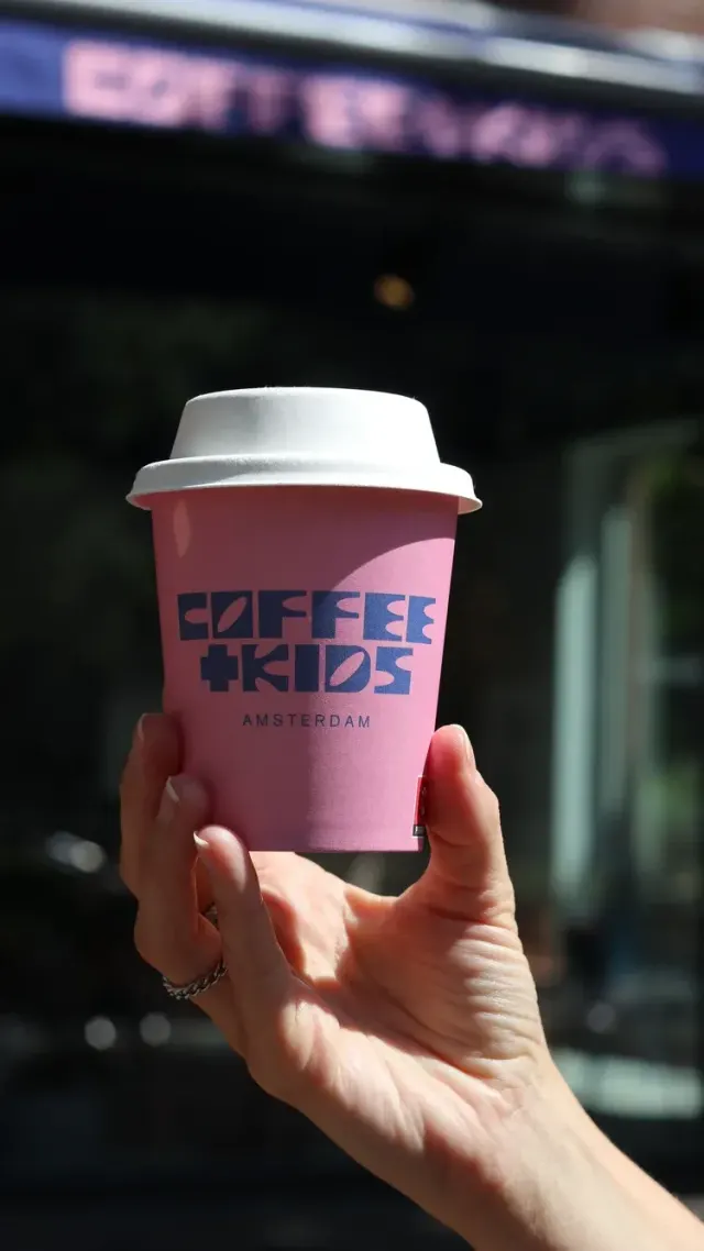 BookNoFees: Kafé – Coffee and Kids – Amsterdam – Kaffe och barn, bild 2