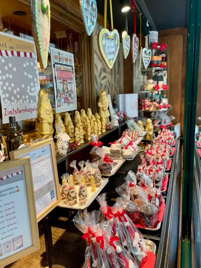 BookNoFees: Restaurang – Café Strickmann – Dortmund – Café Strickmann, bild 3