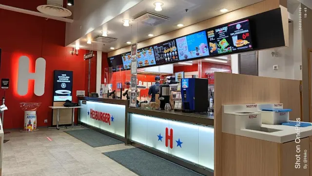 BookNoFees: Snackbar – Hesburger – Helsinki – Hesburger, bild 2
