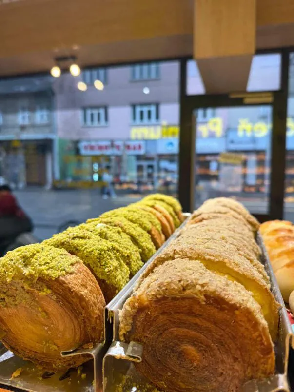 BookNoFees: Bageri – Pekáreň Premium – Bratislava – Bageriet Premium, bild 1
