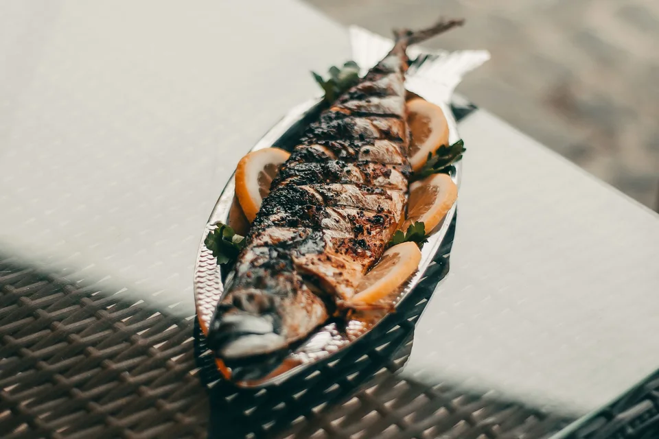 BookNoFees: Exempelbild: Grillad fisk