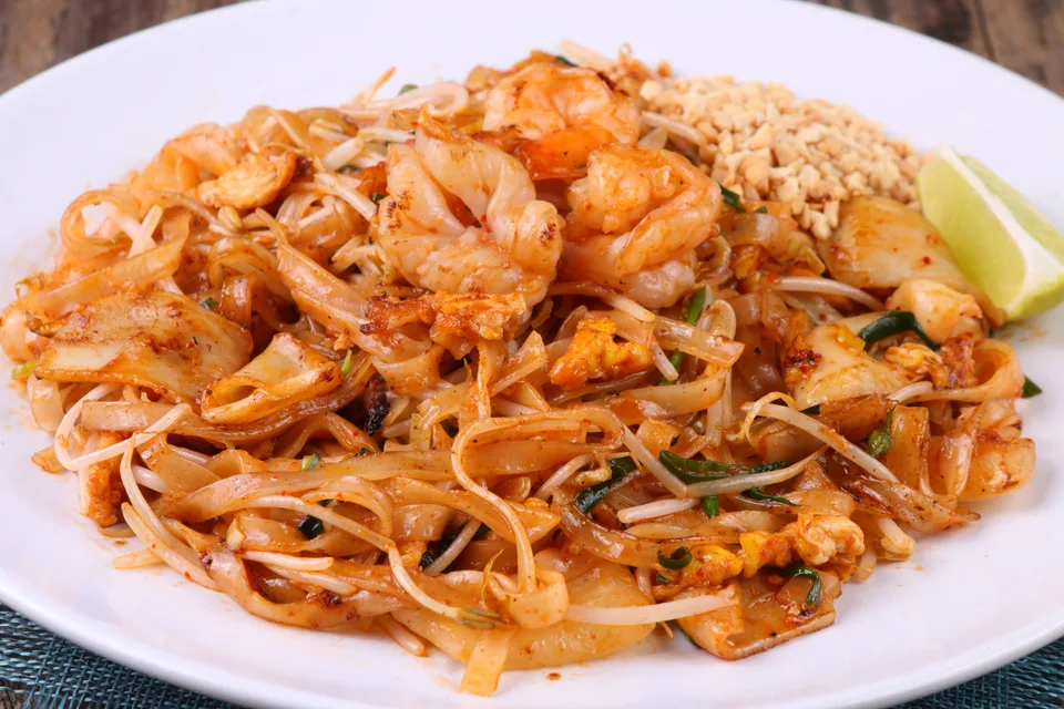 BookNoFees: Exempelbild: Pad Thai-nudlar med räkor
